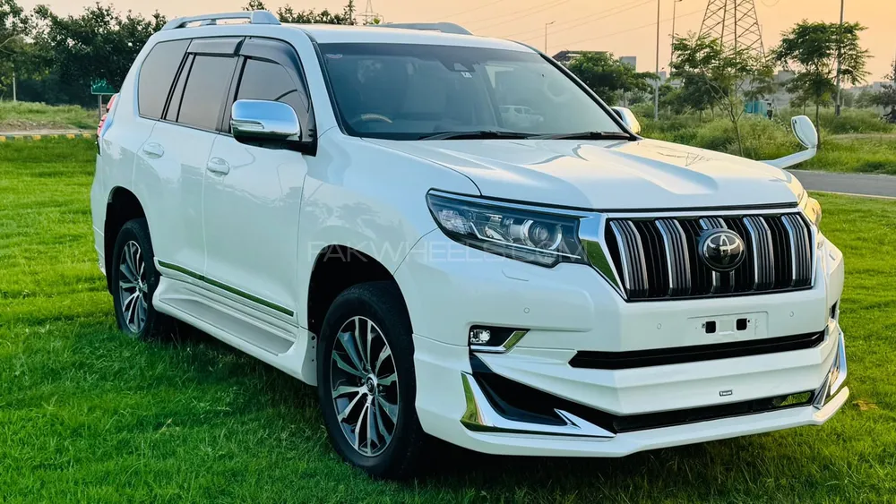 Toyota Prado 2018 for Sale in Lahore Image-1