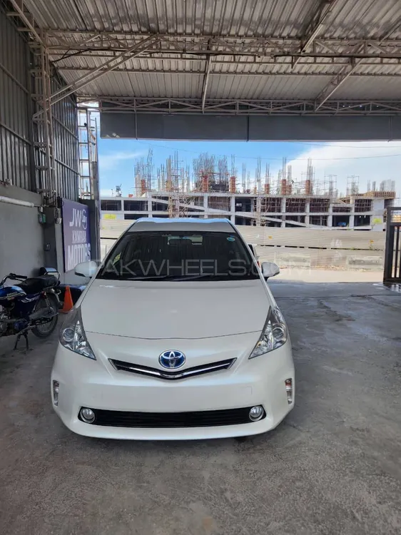 ٹویوٹا پریوس الفا 2012 for Sale in راولپنڈی Image-1