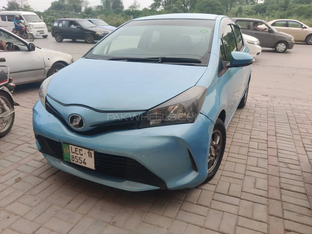 Toyota Vitz 2014 for Sale in Islamabad Image-1