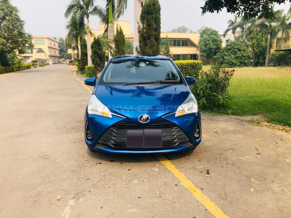 Toyota Vitz 2018 for Sale in Sialkot Image-1