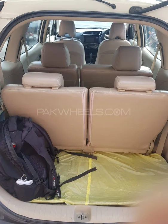 Honda BR-V 2017 for Sale in Lahore Image-1