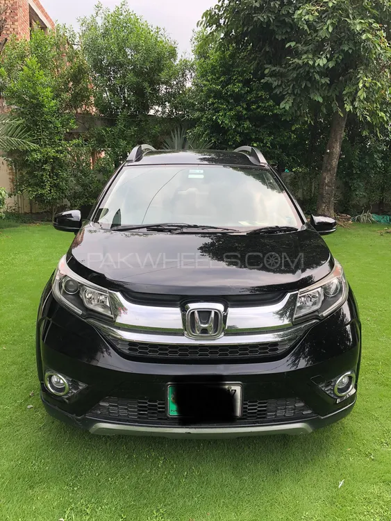 Honda BR-V 2017 for Sale in Lahore Image-1