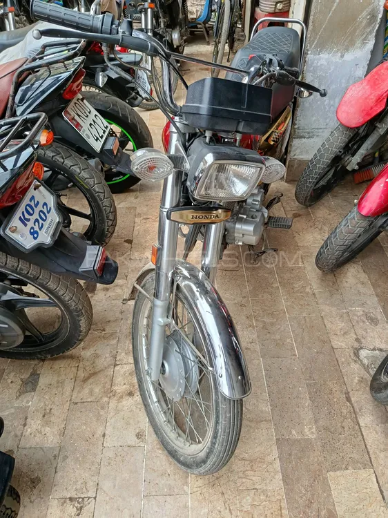 Honda CG 125 Special Edition 2025 for Sale Image-1