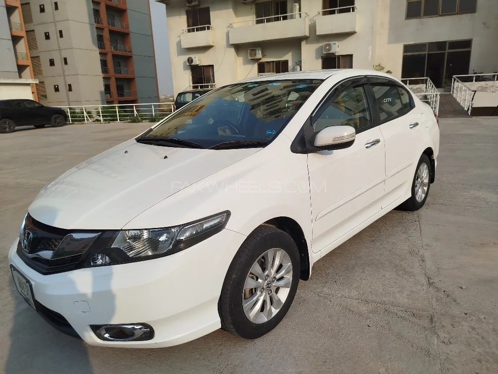 Honda City 2018 for Sale in Islamabad Image-1
