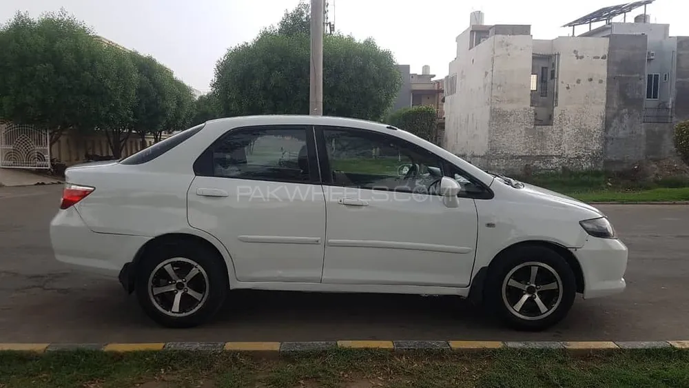 Honda City 2006 for Sale in Lahore Image-1