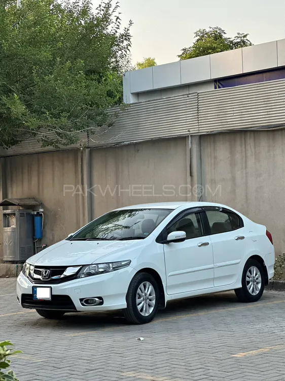 Honda City 2018 for Sale in Islamabad Image-1