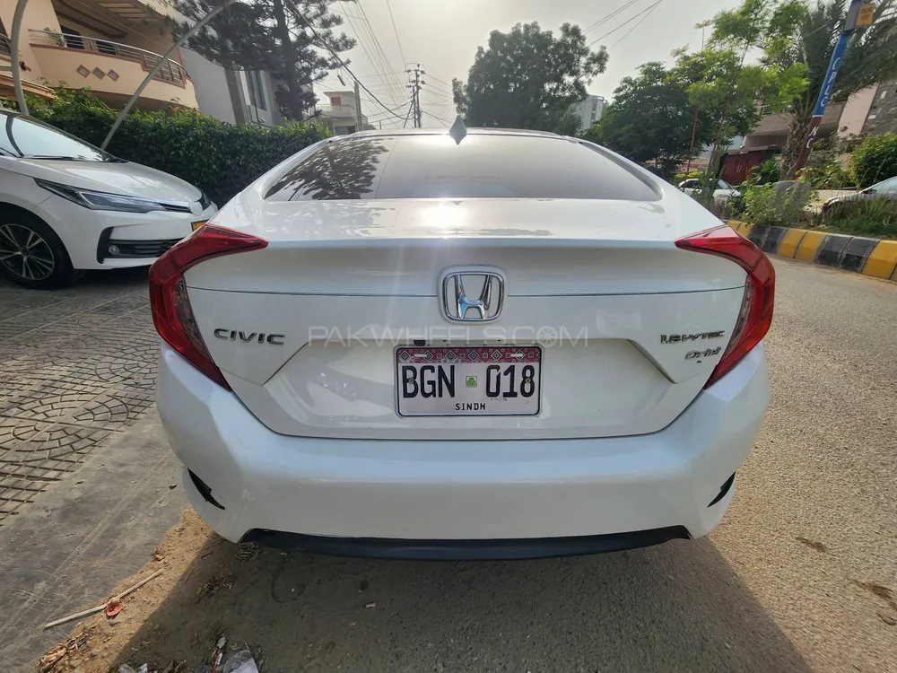 ہونڈا سوک 2016 for Sale in کراچی Image-1
