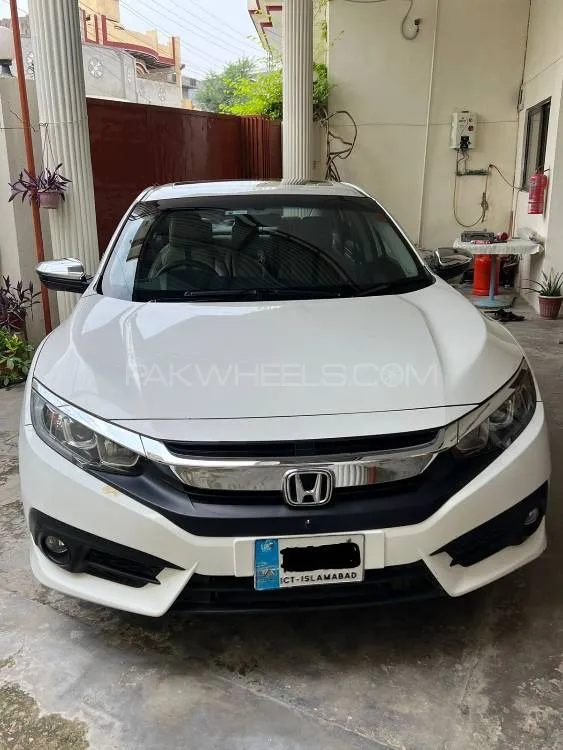 Honda Civic 2018 for Sale in Attock Image-1