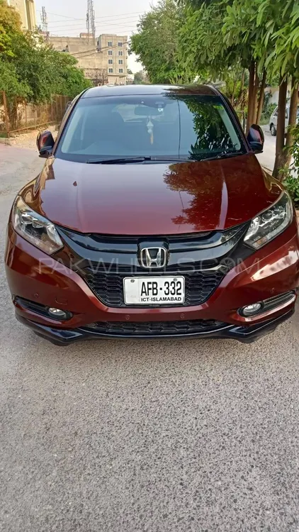 Honda Vezel 2014 for Sale in Multan Image-1