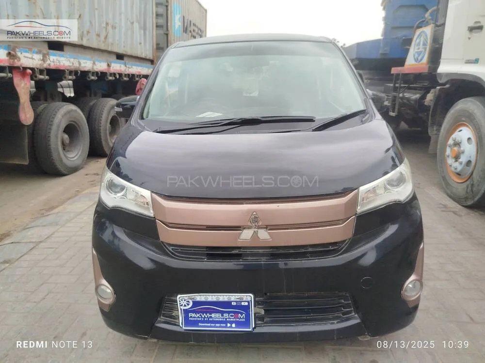 مٹسوبیشی ای کے کسٹم 2015 for Sale in کراچی Image-1