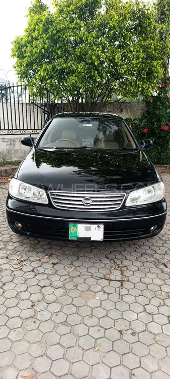 Nissan Sunny 2010 for Sale in Narowal Image-1