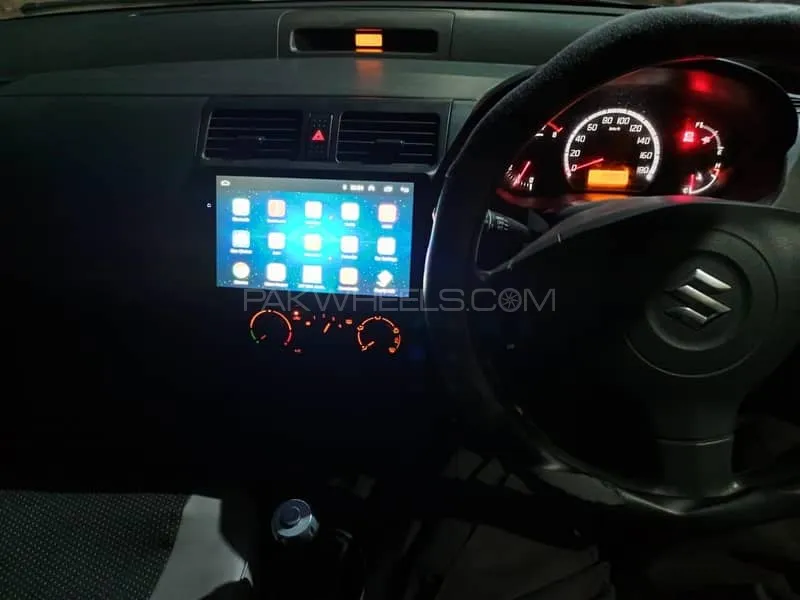 Suzuki Swift 2015 for Sale in Karachi Image-1