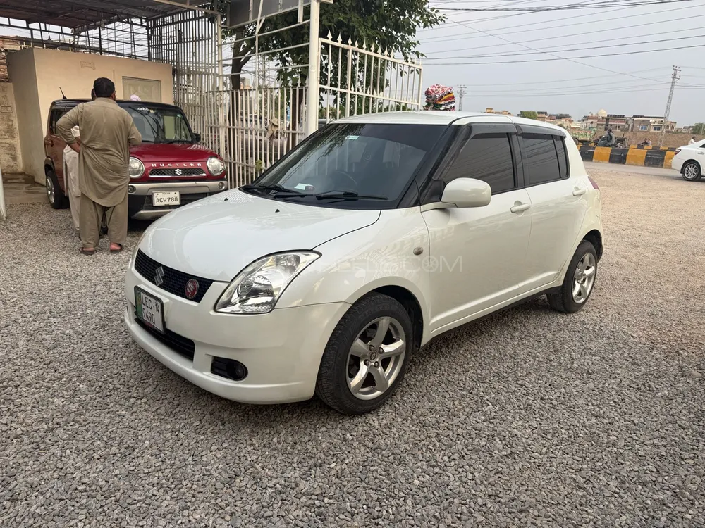 Suzuki Swift 2005 for Sale in Peshawar Image-1