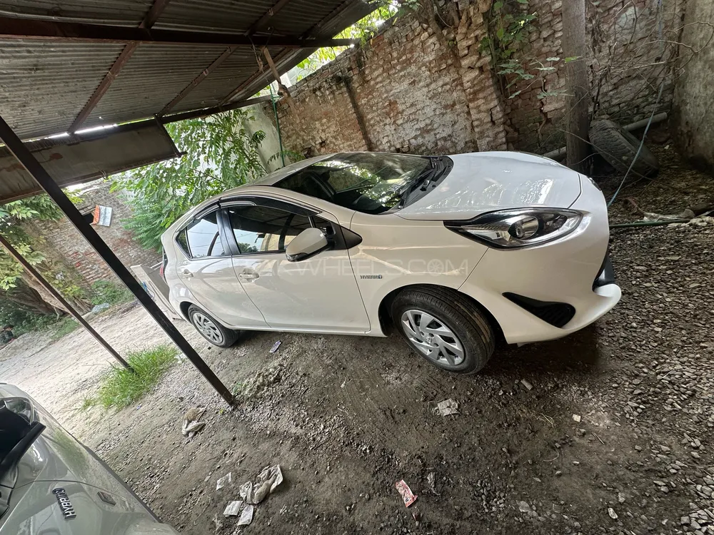 Toyota Aqua 2019 for Sale in Swabi Image-1