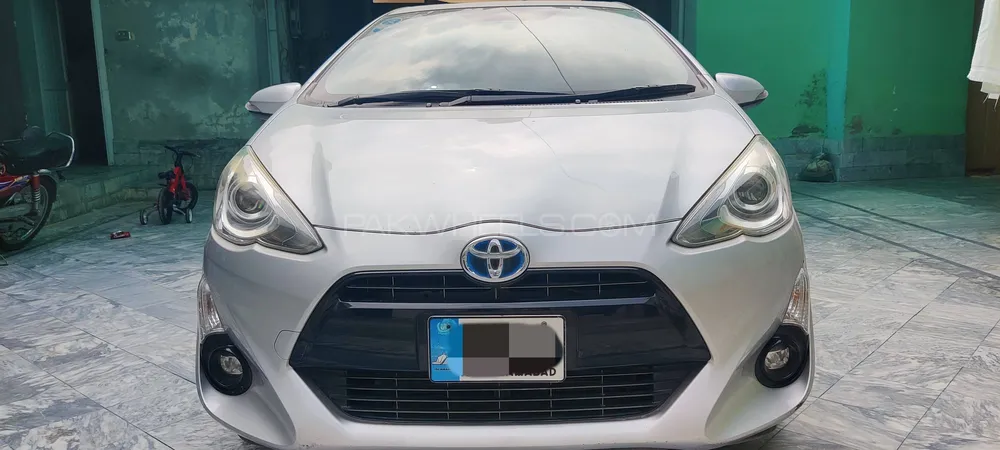 Toyota Aqua 2017 for Sale in Islamabad Image-1