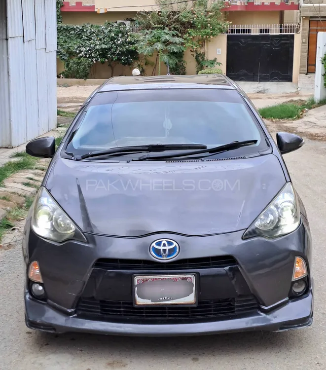 Toyota Aqua 2013 for Sale in Karachi Image-1