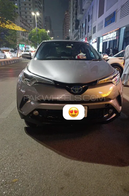 Toyota C-HR 2017 for Sale in Karachi Image-1