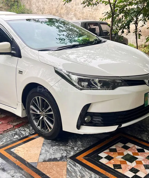 Toyota Corolla 2018 for Sale in Sialkot Image-1