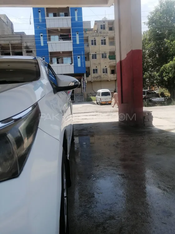 Toyota Corolla 2015 for Sale in Islamabad Image-1
