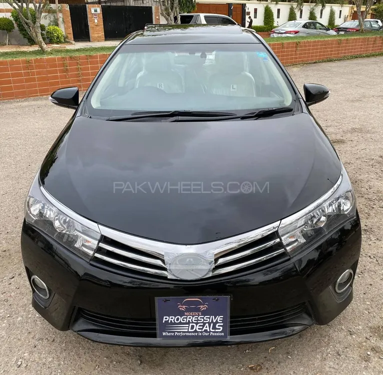 Toyota Corolla 2016 for Sale in Karachi Image-1