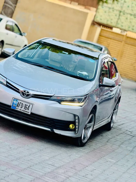 Toyota Corolla 2017 for Sale in Abbottabad Image-1