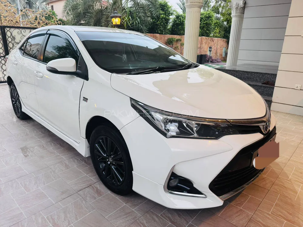 Toyota Corolla 2021 for Sale in Lahore Image-1