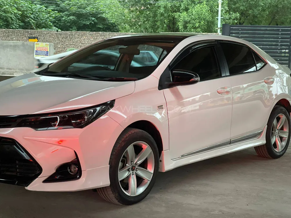 Toyota Corolla 2021 for Sale in Sialkot Image-1