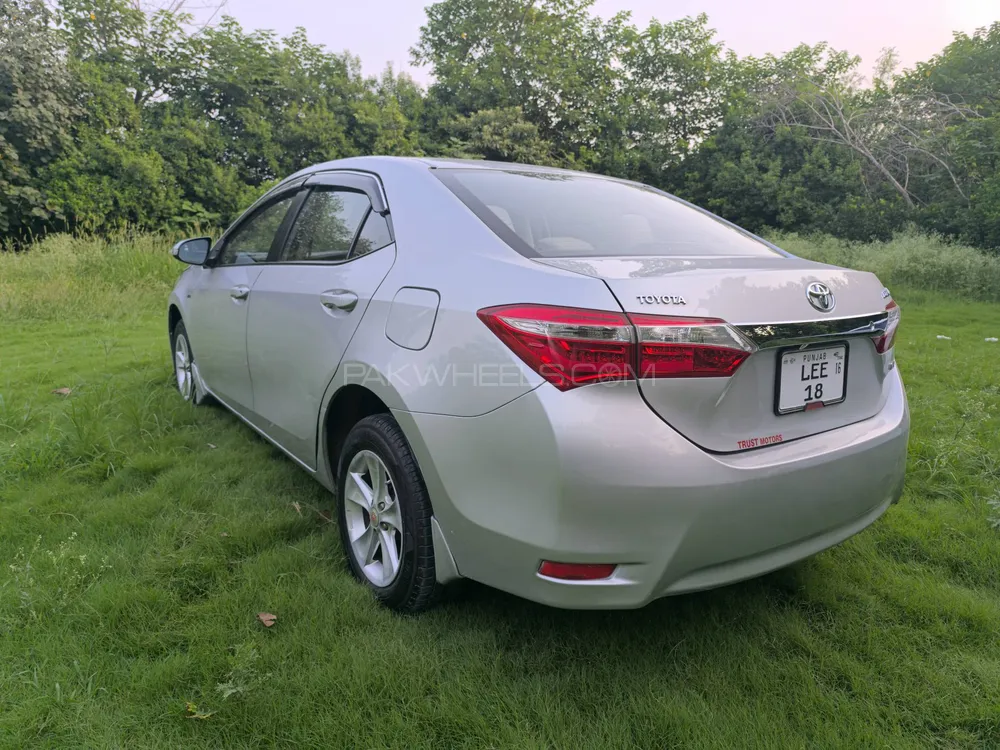Toyota Corolla 2016 for Sale in Islamabad Image-1