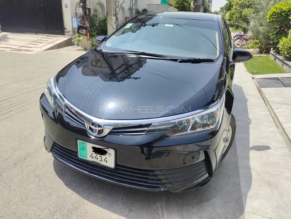 Toyota Corolla 2019 for Sale in Lahore Image-1