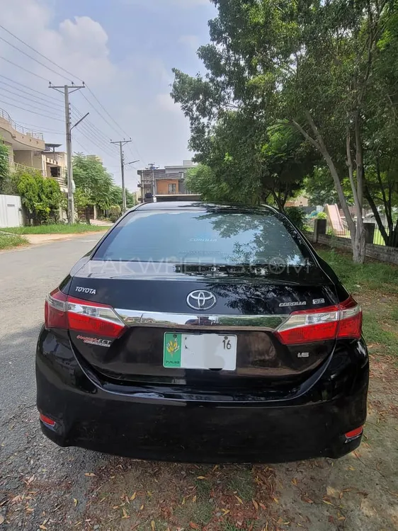 Toyota Corolla 2016 for Sale in Lahore Image-1