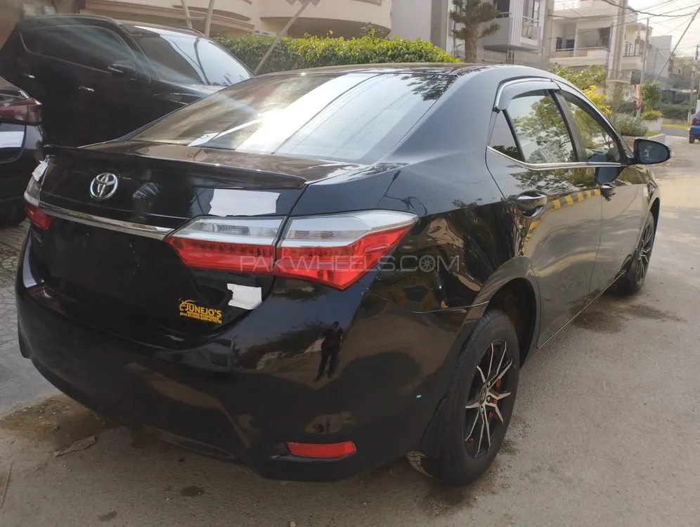 Toyota Corolla 2019 for Sale in Karachi Image-1