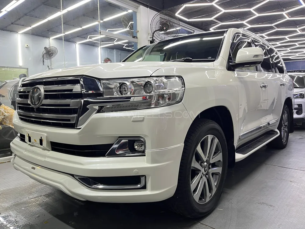 Toyota Land Cruiser 2017 for Sale in Karachi Image-1