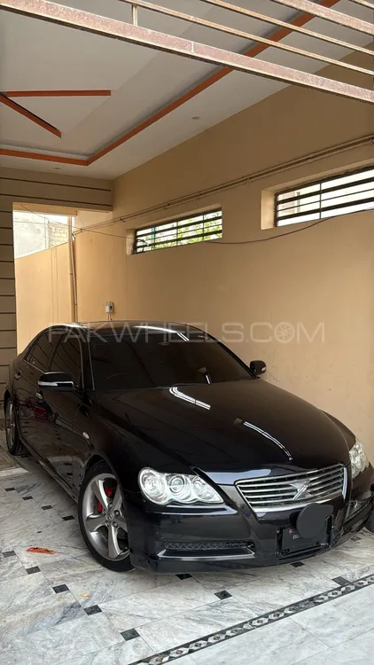 Toyota Mark X 2005 for Sale in Karachi Image-1