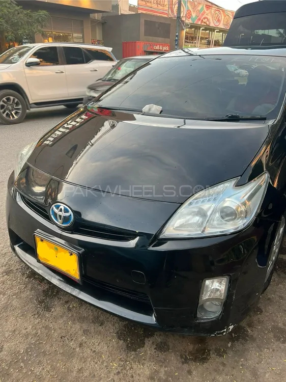 Toyota Prius 2011 for Sale in Karachi Image-1