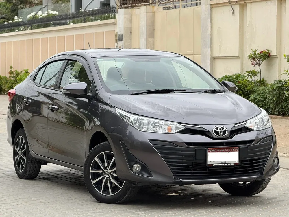 Toyota Yaris Sedan 2024 for Sale in Karachi Image-1