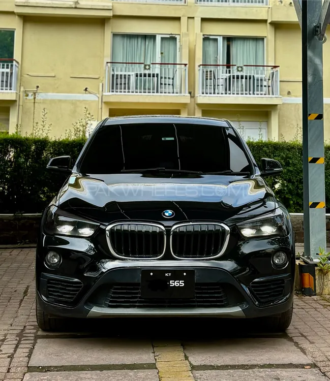 BMW X1 2017 for Sale in Lahore Image-1