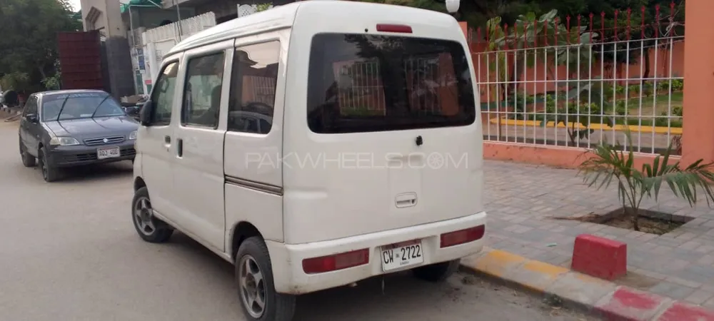 Daihatsu Hijet 2011 for Sale in Karachi Image-1