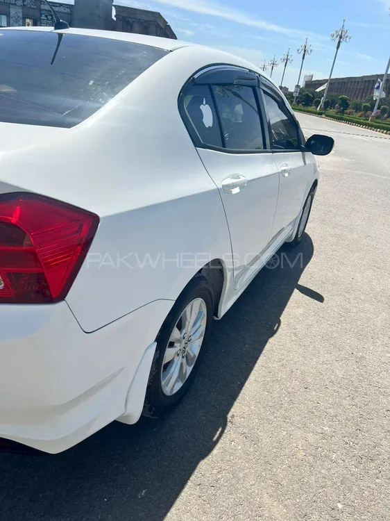 Honda City 2015 for Sale in Chishtian Image-1