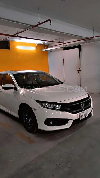 Honda Civic 2017 for Sale in Multan Image-1