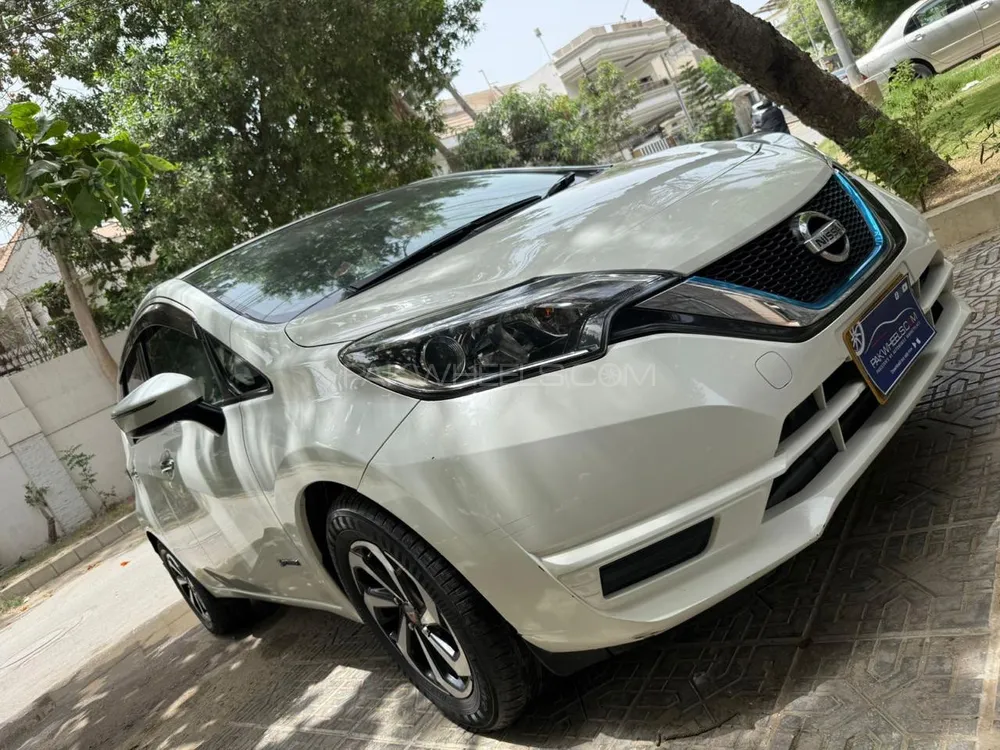 Nissan Note 2018 for Sale in Karachi Image-1
