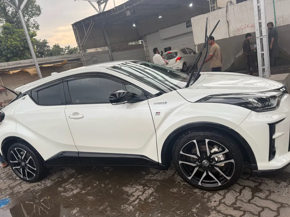 Toyota C-HR 2019 for Sale in Peshawar Image-1