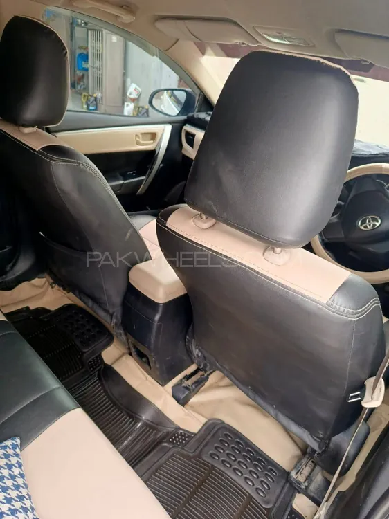 Toyota Corolla 2015 for Sale in Gujrat Image-1