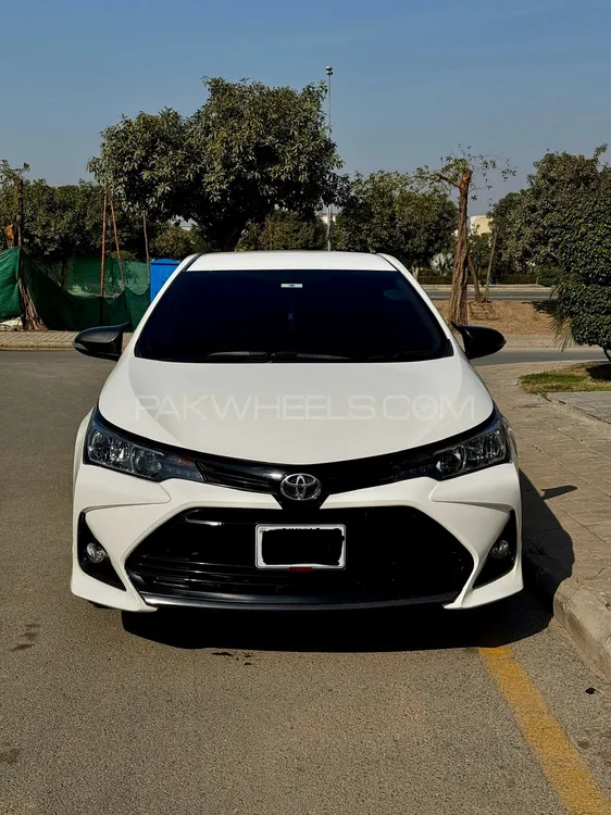 Toyota Corolla 2020 for Sale in Lahore Image-1