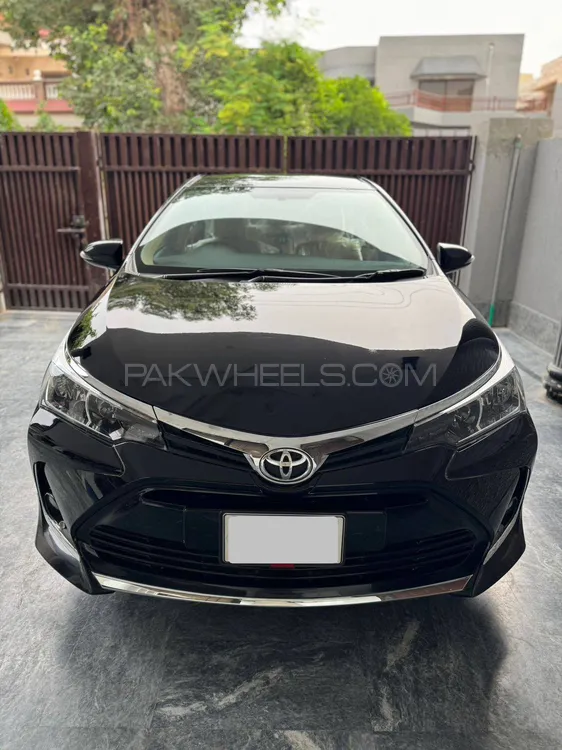Toyota Corolla 2022 for Sale in Lahore Image-1