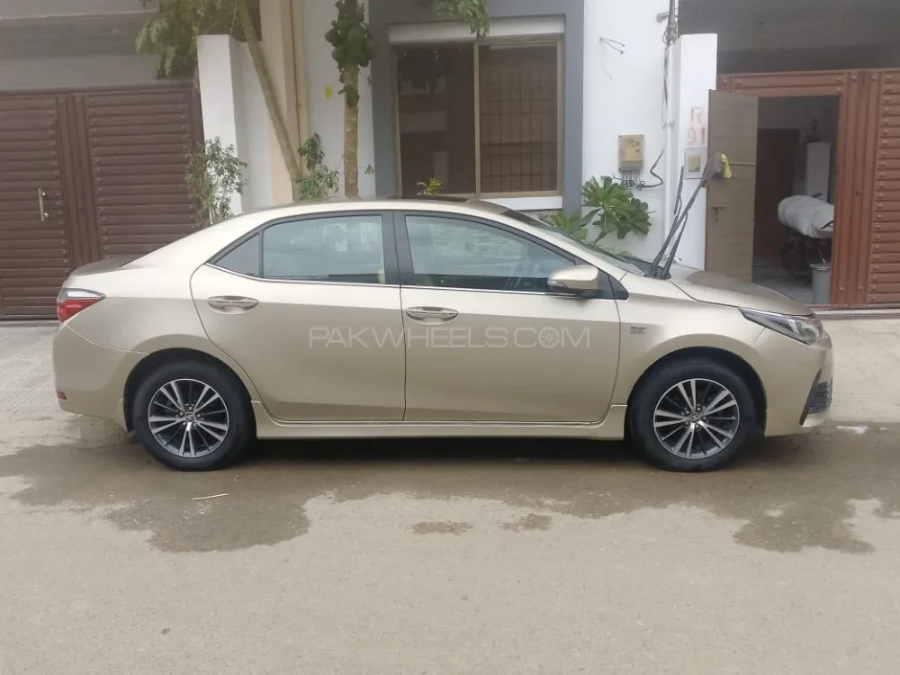 Toyota Corolla 2018 for Sale in Karachi Image-1