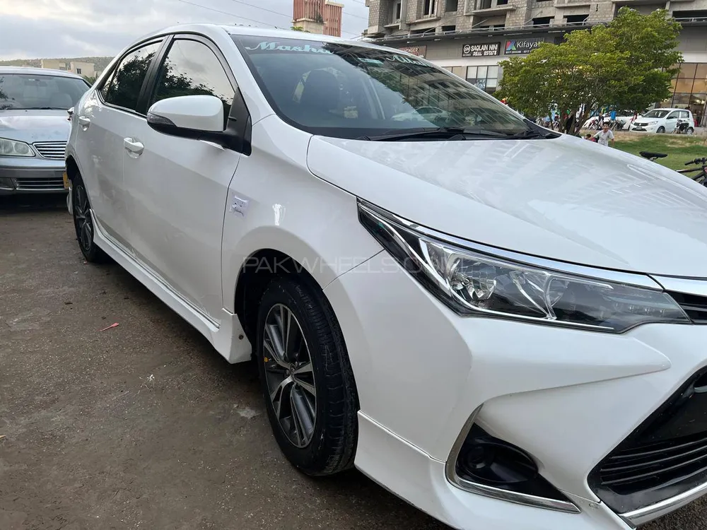 Toyota Corolla 2021 for Sale in Karachi Image-1