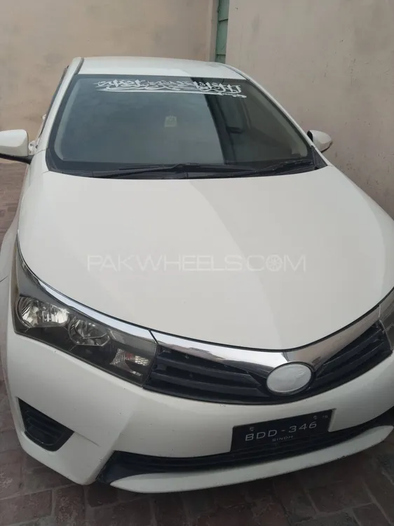 Toyota Corolla 2015 for Sale in Dera ismail khan Image-1