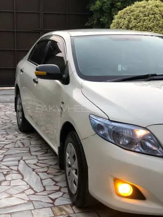 Toyota Corolla 2009 for Sale in Peshawar Image-1