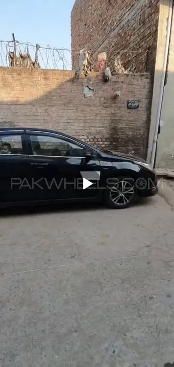 Toyota Corolla 2015 for Sale in Sheikhupura Image-1