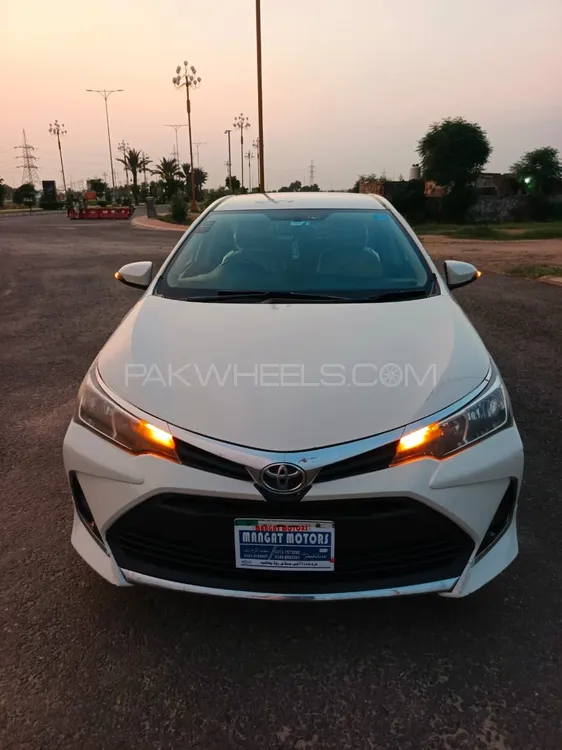 Toyota Corolla 2017 for Sale in Mandi bahauddin Image-1